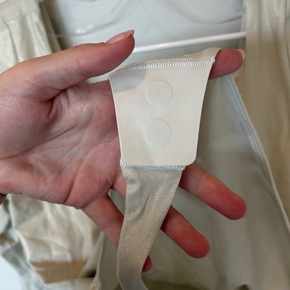 NWT Lululemon Wundermost Square-Neck Long-Sleeve Bodysuit Shine Bone - Picture 5 of 12